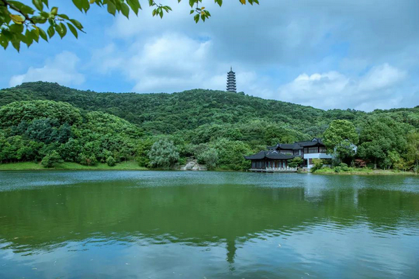 青绿山水，就在双山香山！